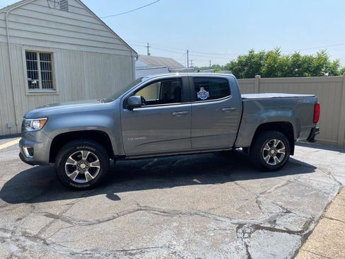 Used 2019 Chevrolet Colorado Z71 AWD/4WD image 9