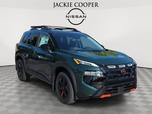 New 2026 Nissan Rogue SV AWD/4WD image 3