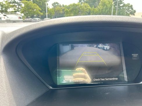Used 2015 Acura TLX FWD image 11