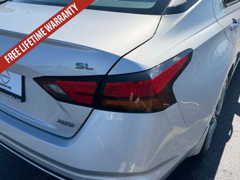 Used 2024 Nissan Altima 2.5 SL AWD/4WD image 14