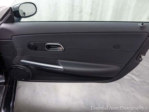 Used 2006 Chrysler Crossfire Convertible RWD image 24