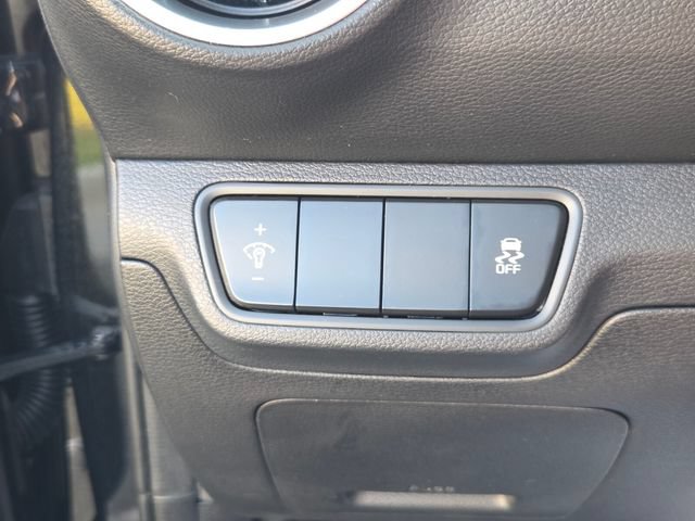 Used 2023 Kia Forte LXS FWD image 25