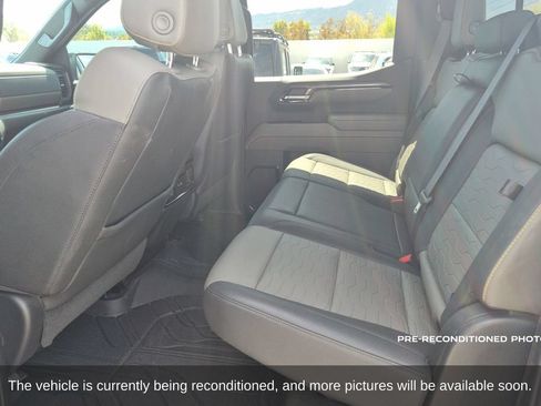 Used 2024 Chevrolet Silverado 1500 ZR2 AWD/4WD image 12