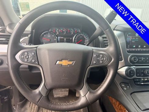 Used 2015 Chevrolet Suburban LTZ image 5