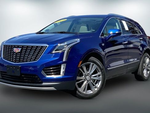 Used 2025 Cadillac XT5 Premium Luxury w/ LPO, Floor Liner Package AWD/4WD image 12