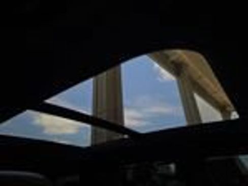 Used 2022 Jeep Grand Cherokee L Overland w/ Luxury Tech Group IV AWD/4WD image 17
