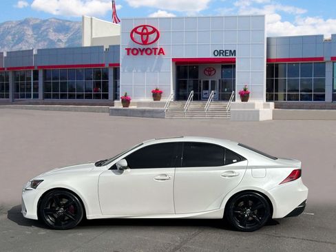 Used 2018 Lexus IS 300 AWD w/ Premium Package image 6