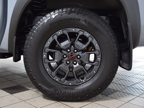 Used 2024 Nissan Frontier PRO-4X w/ Pro Premium Package AWD/4WD image 22