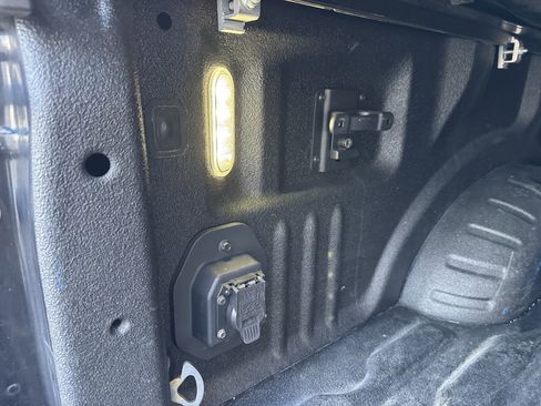 Used 2017 Ford F350 Lariat w/ Lariat Ultimate Package image 45