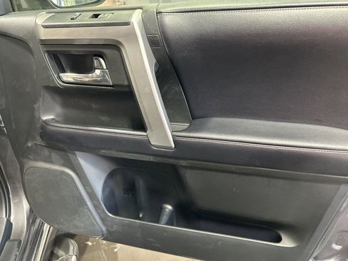 Used 2018 Toyota 4Runner Limited image 23