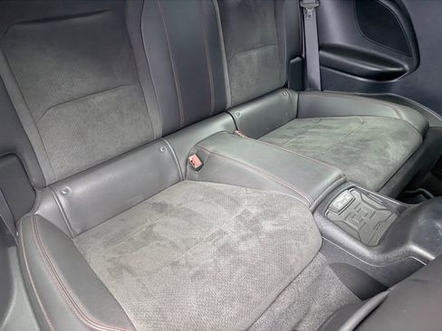 Used 2019 Chevrolet Camaro ZL1 image 14