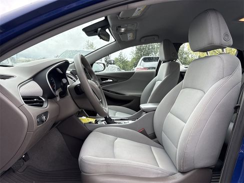 Used 2023 Chevrolet Malibu LT w/ Driver Confidence Package image 16