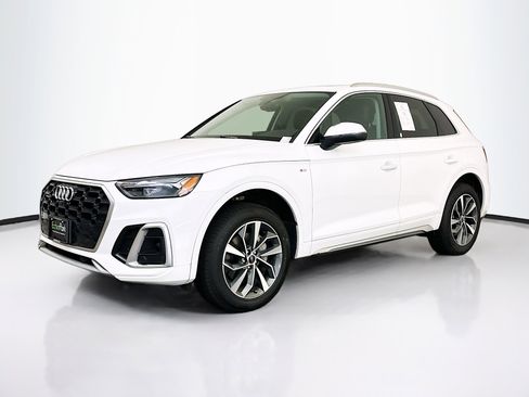 Used 2024 Audi Q5 2.0T Premium Plus image 3