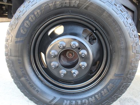 Used 2016 RAM 3500 Lone Star image 36