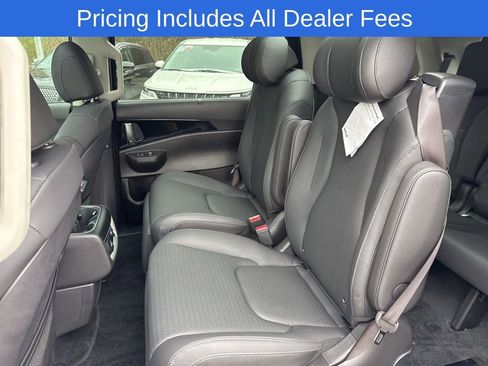 New 2026 Kia Carnival SX Prestige FWD image 12