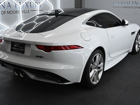 Used 2016 Jaguar F-TYPE S w/ Suedecloth Interior Pack AWD/4WD image 4