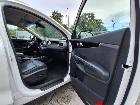 Used 2019 Kia Sorento EX FWD image 20