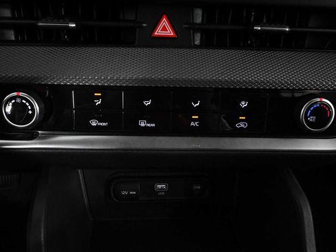 Used 2023 Kia Sportage LX FWD image 23