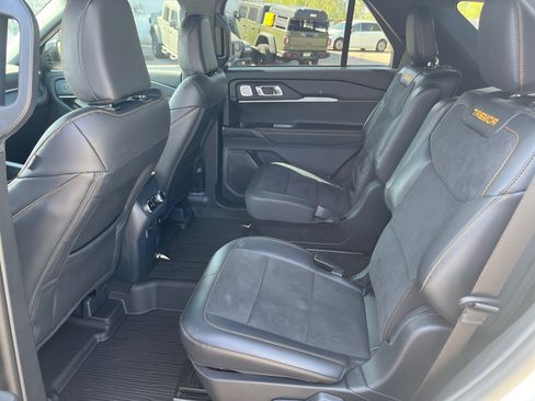 Used 2026 Ford Explorer Tremor w/ Tremor Ultimate Package AWD/4WD image 28