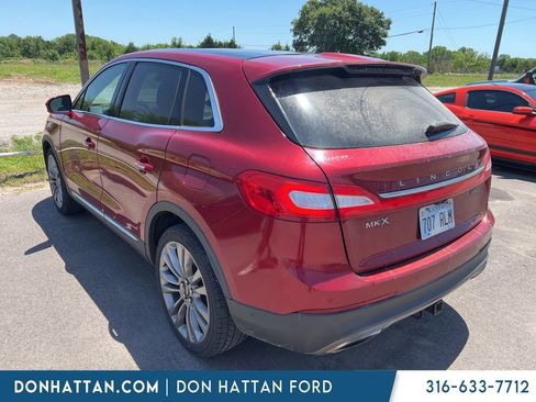 Used 2016 Lincoln MKX Reserve w/ Technology Package AWD/4WD image 2