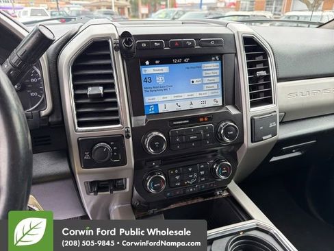 Used 2018 Ford F250 Lariat w/ Lariat Value Package image 20