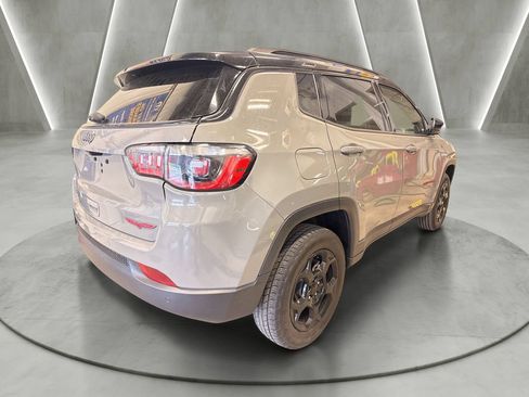 Used 2023 Jeep Compass Trailhawk AWD/4WD image 6