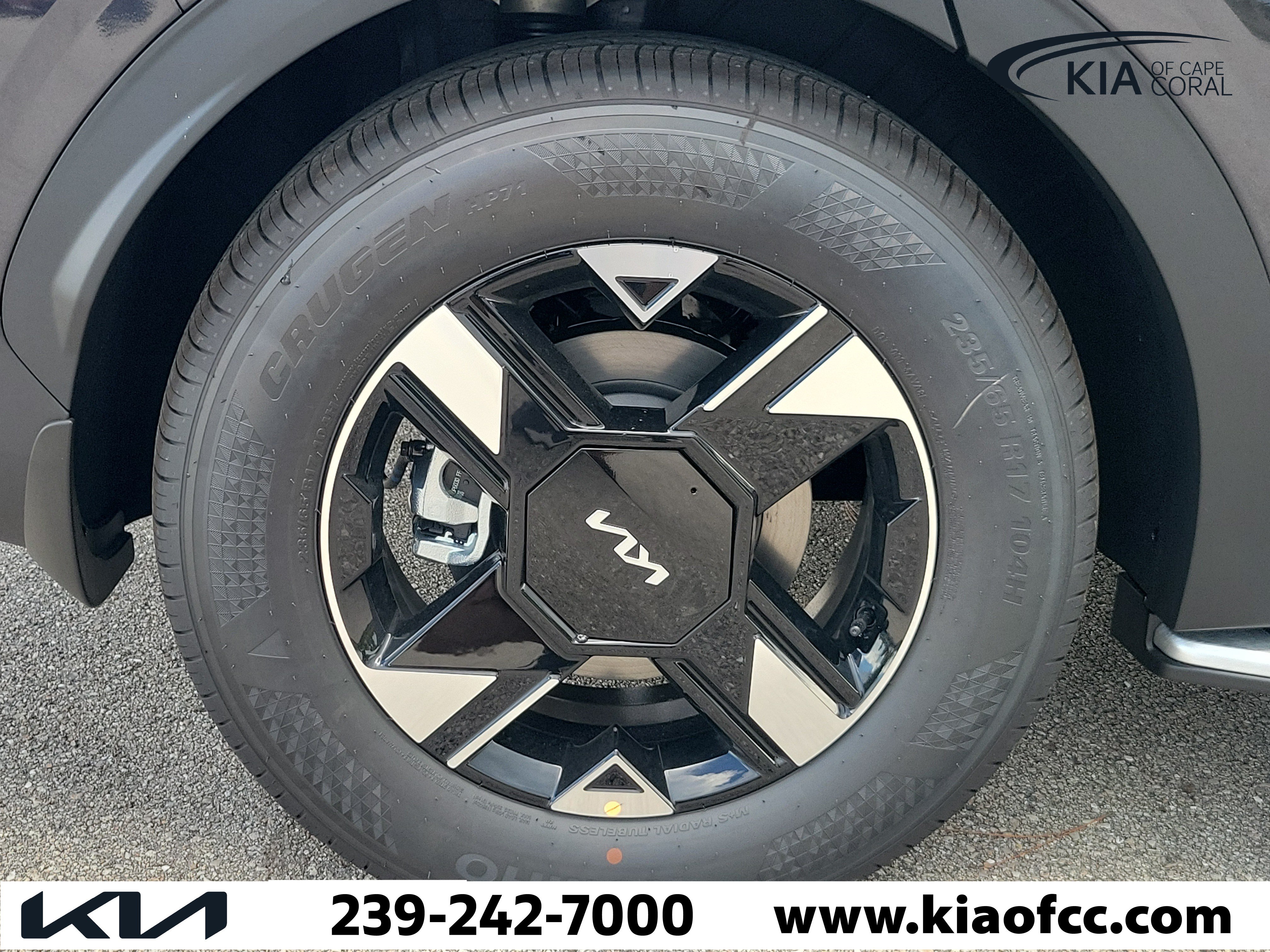 New 2026 Kia Sportage LX w/ LX Convenience Package FWD image 9