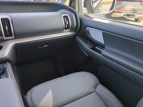 New 2025 Ford Expedition Max Active image 17