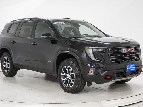 Used 2024 GMC Acadia AT4 w/ Luxury Package AWD/4WD image 14