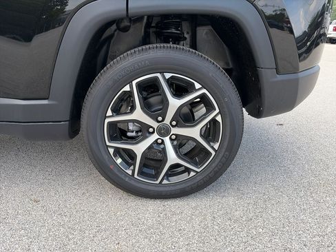 New 2026 Jeep Compass Limited AWD/4WD image 15