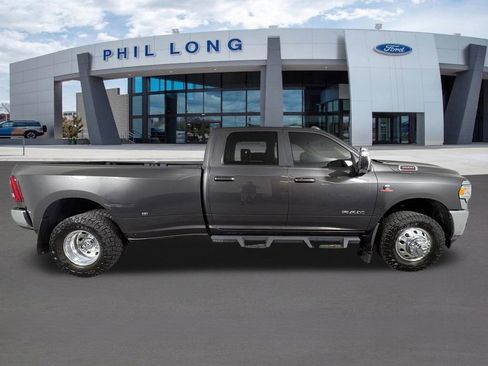 Used 2024 RAM 3500 Laramie w/ Towing Technology Group image 6