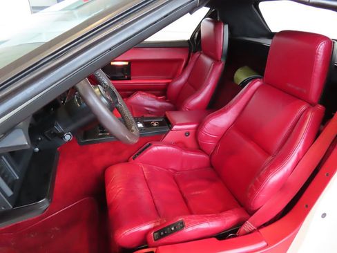 Used 1987 Chevrolet Corvette Convertible image 9