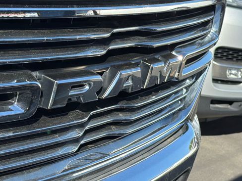 Used 2019 RAM 1500 Laramie RWD image 8