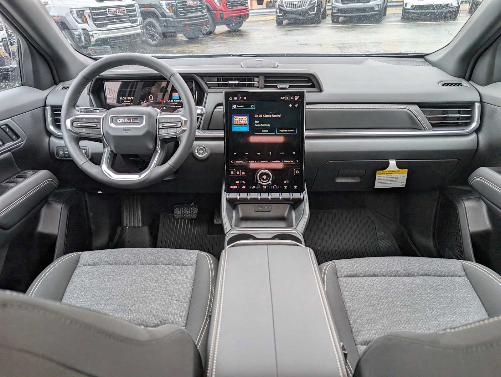 New 2027 GMC Terrain Elevation w/ LPO, Floor Liner Package AWD/4WD image 12