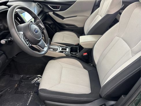 Used 2024 Subaru Forester AWD/4WD image 13