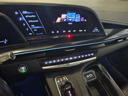 Certified 2023 Cadillac Escalade Sport AWD/4WD image 26