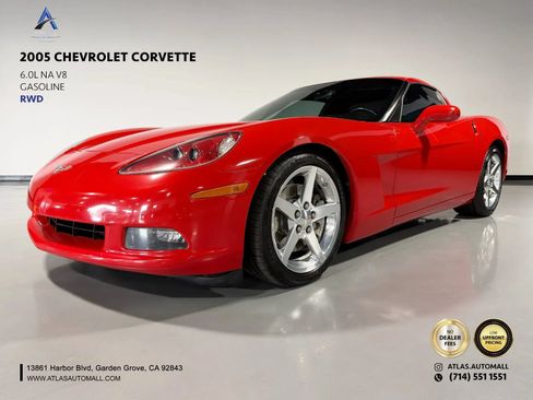Used 2005 Chevrolet Corvette Coupe w/ Preferred Equipment Group RWD image 1
