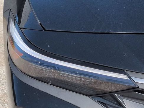 Used 2025 Hyundai Elantra Sport FWD image 10