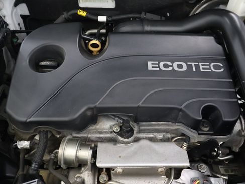 Used 2020 Chevrolet Equinox LT image 27