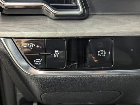 Used 2024 Kia Sportage X-Line w/ X-Line Premium Package AWD/4WD image 13
