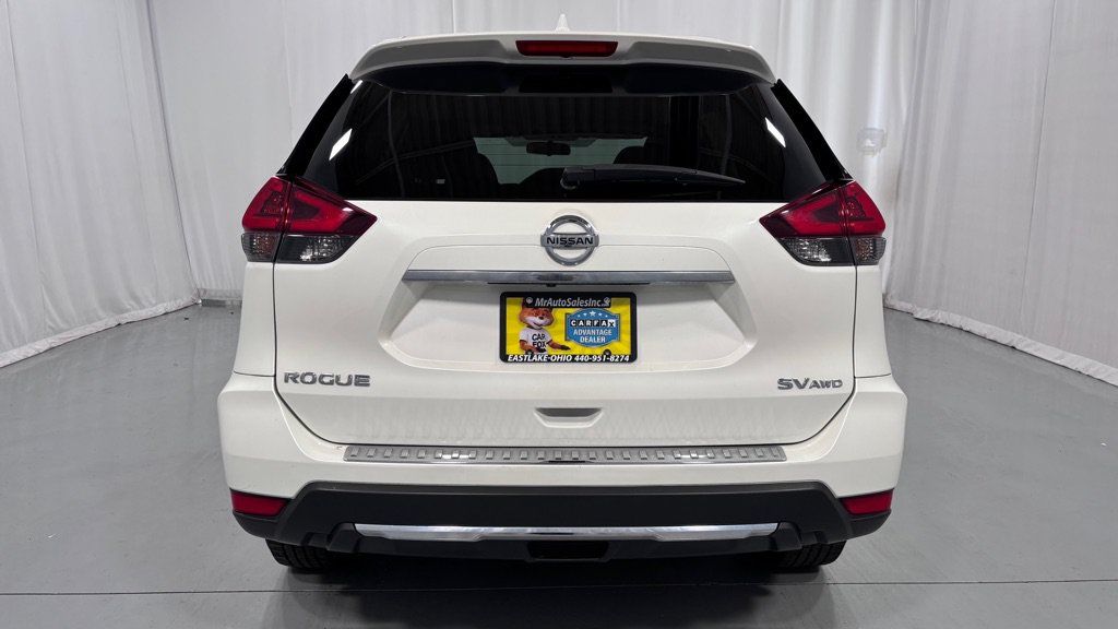 Used 2018 Nissan Rogue SV AWD/4WD image 6
