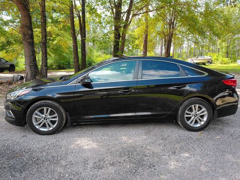 Used 2016 Hyundai Sonata SE FWD image 1