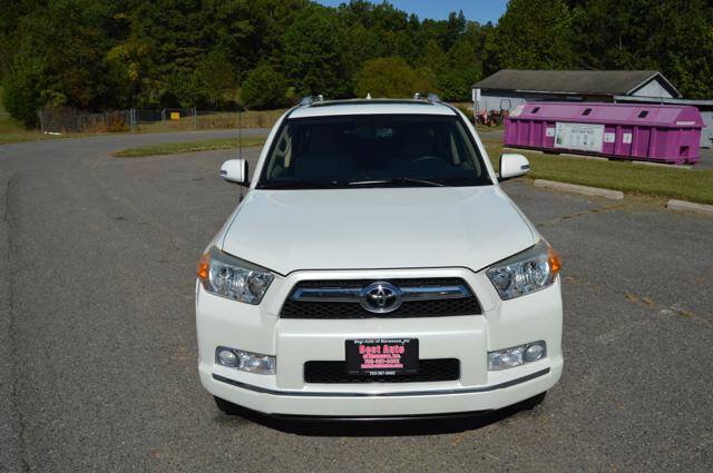 Used 2011 Toyota 4Runner SR5 AWD/4WD image 9