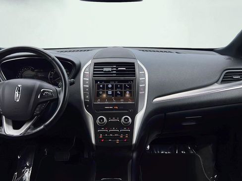 Used 2017 Lincoln MKC Premiere FWD image 15