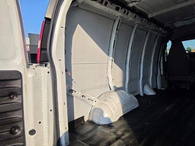 Used 2020 Chevrolet Express 2500 w/ Driver Convenience Package RWD image 36