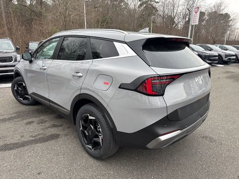 New 2026 Kia Sportage EX image 16