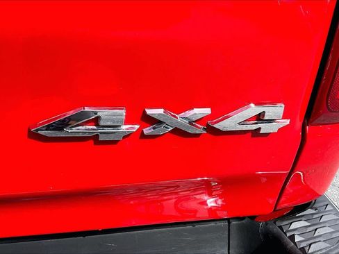Used 2021 RAM 1500 Laramie AWD/4WD image 10