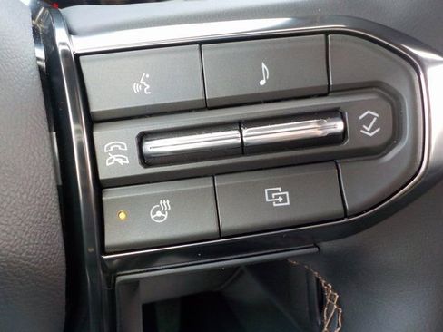 New 2026 GMC Acadia AT4 w/ Super Cruise Package image 31