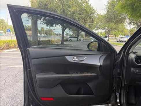Used 2024 Kia Forte LXS FWD image 21