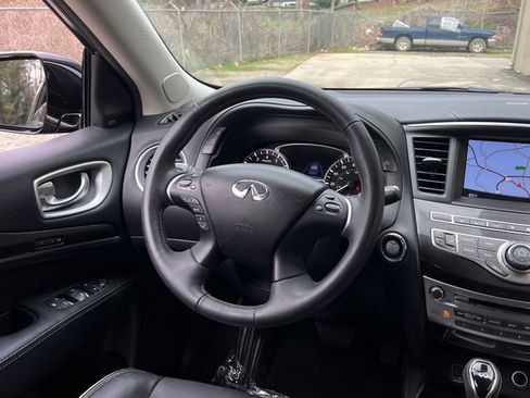 Used 2020 INFINITI QX60 Luxe w/ Essential Package image 18